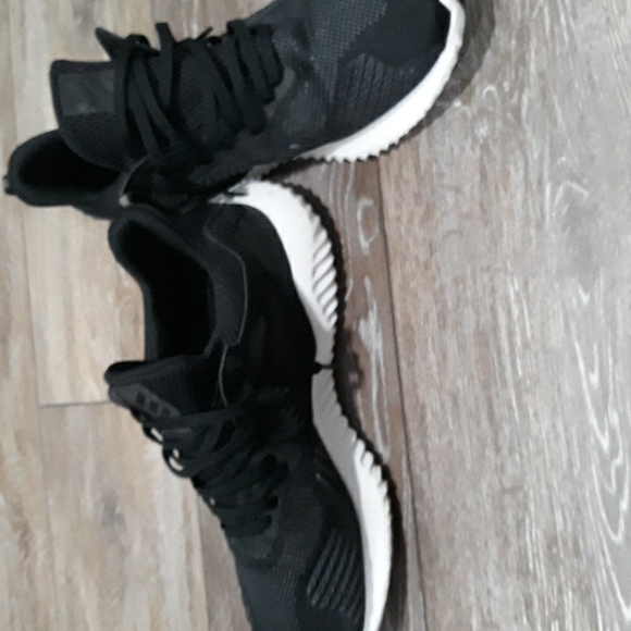 Adidas black mesh Continental soles sneakers. Size 11 - Picture 11 of 12